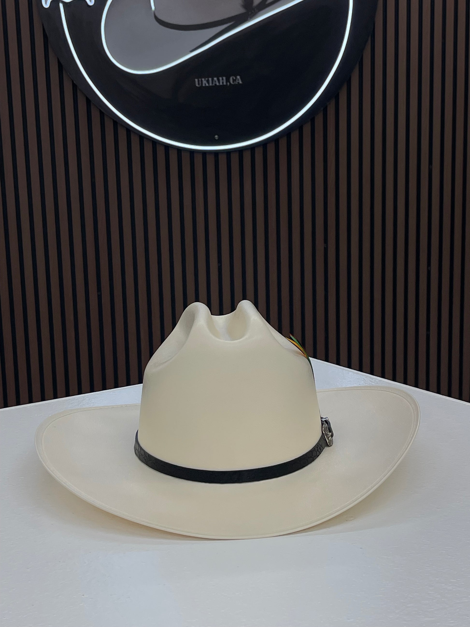 5000x Cuernos chuecos San Judas edition sombrero
