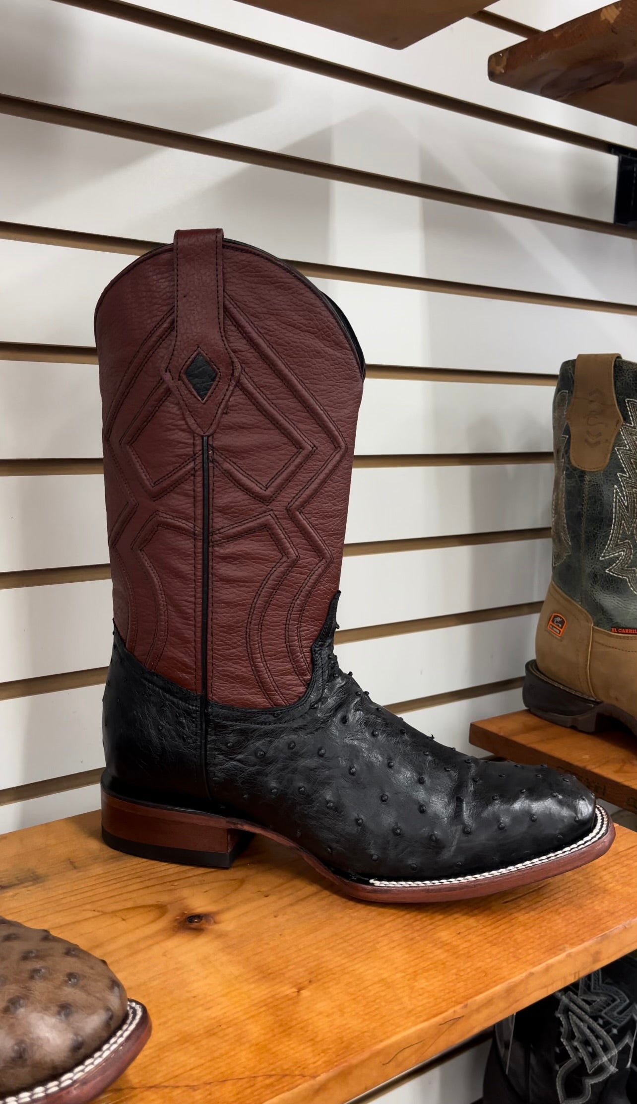 Ranchero Western Boots - Modelo "Suela Roja"